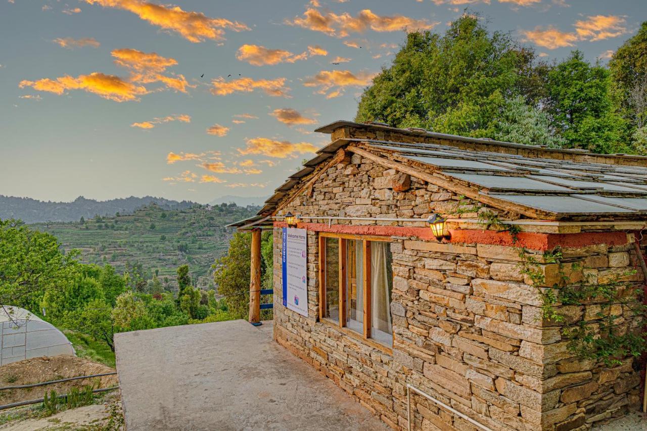 Saffronstays El Sueno, Mukteshwar -Villa Serving Pahadi Meals Esterno foto
